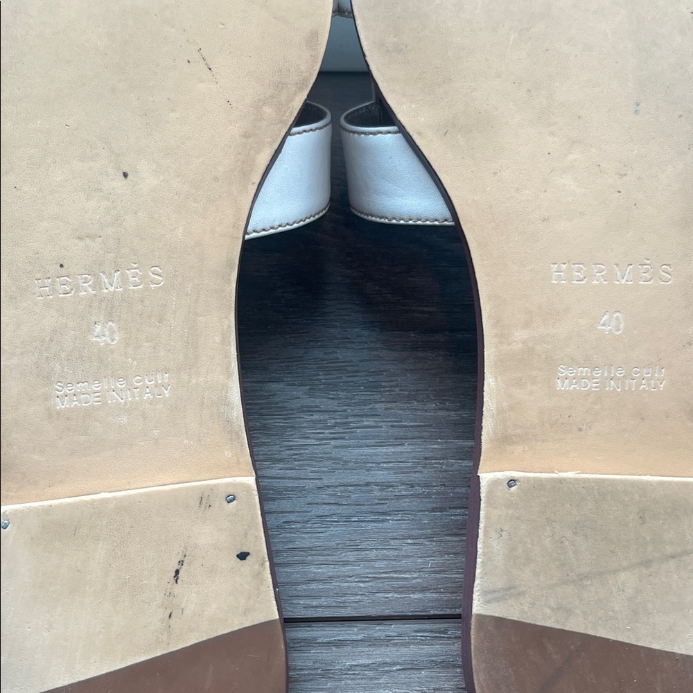 Hermes Oasis Sandals. - Picture 5 of 7